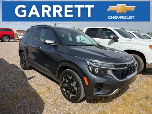 Used 2025 Kia Seltos S image 1