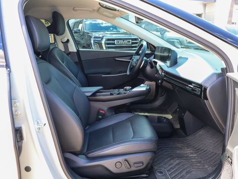Used 2022 Kia EV6 Wind w/ Wind Technology Package AWD/4WD image 27
