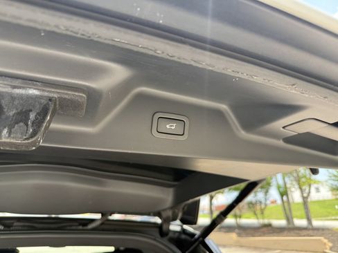 Used 2019 Land Rover Range Rover Long Wheelbase Supercharged AWD/4WD image 29