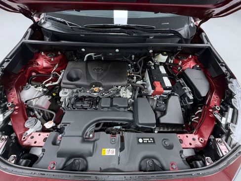 Certified 2023 Toyota RAV4 LE AWD/4WD image 11
