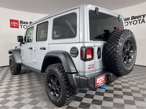 Used 2023 Jeep Wrangler Unlimited w/ Sun & Screen Package image 24