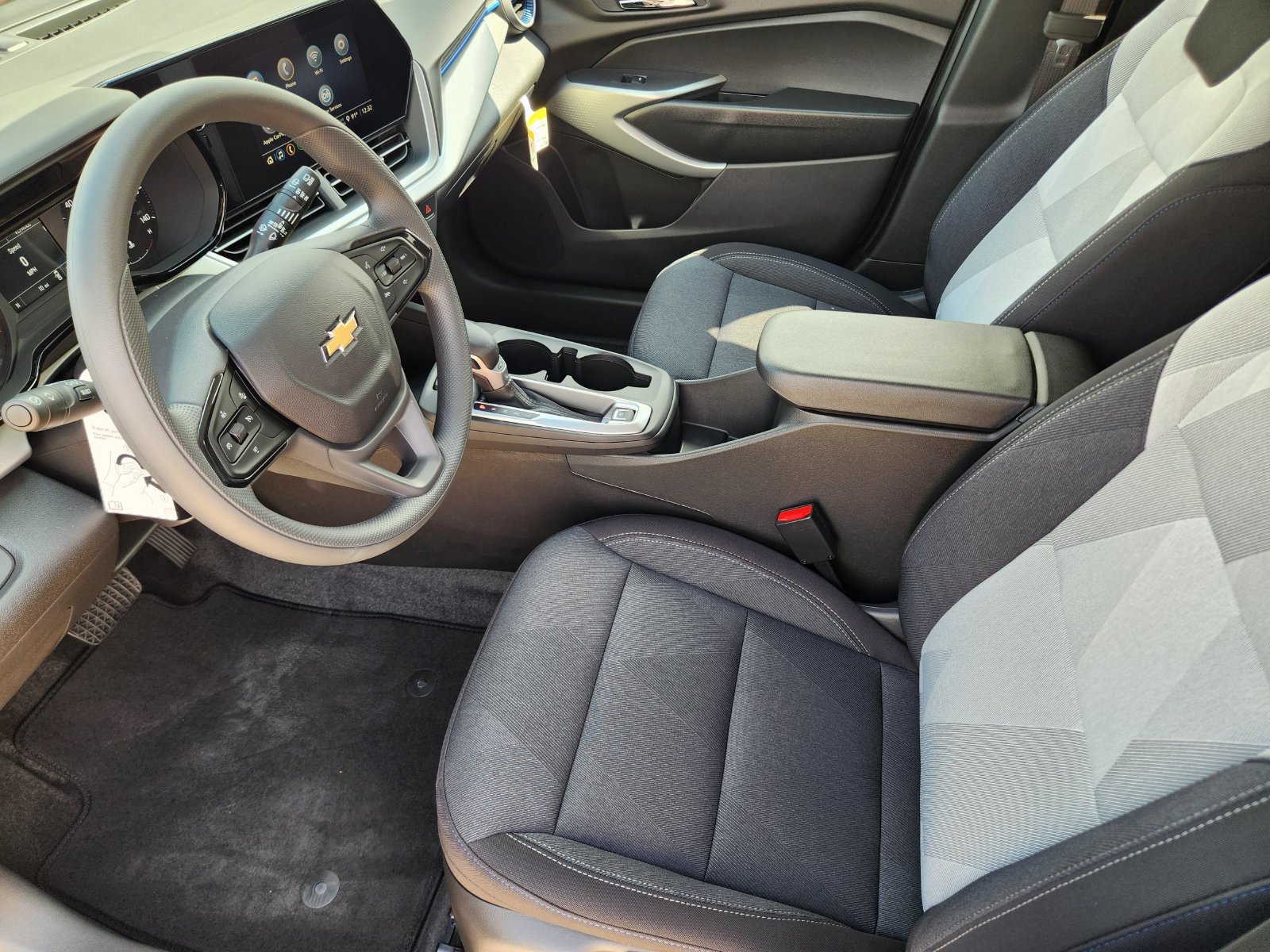 New 2026 Chevrolet Trax LS FWD image 12