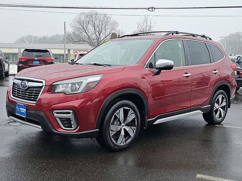 Used 2019 Subaru Forester Touring image 3