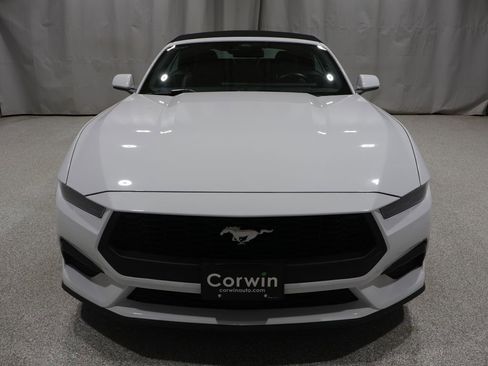 Used 2025 Ford Mustang Premium RWD image 7
