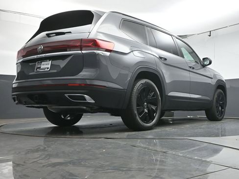 New 2026 Volkswagen Atlas SE FWD image 39