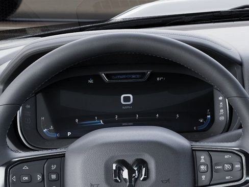 New 2025 RAM 3500 Limited AWD/4WD image 17