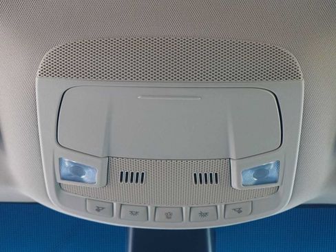 Used 2018 Ford Edge SEL w/ Equipment Group 201A FWD image 24