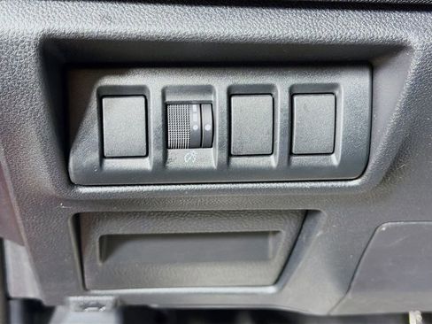 Used 2021 Subaru Outback Premium AWD/4WD image 11