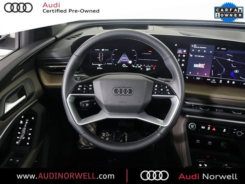 Certified 2025 Audi Q5 2.0T Premium Plus w/ Premium Plus image 32