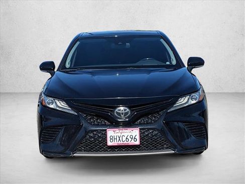 Used 2019 Toyota Camry XSE FWD image 2