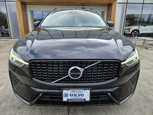 Certified 2025 Volvo XC60 B5 Plus AWD/4WD image 2