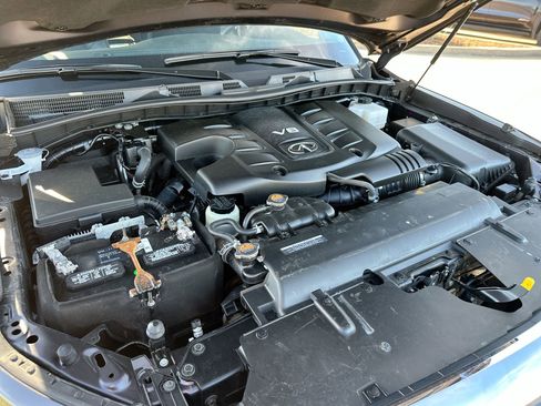 Used 2024 INFINITI QX80 Luxe image 10