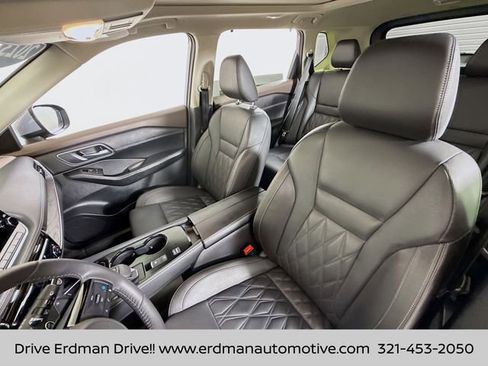 Certified 2023 Nissan Rogue Platinum w/ Platinum Premium Package image 5