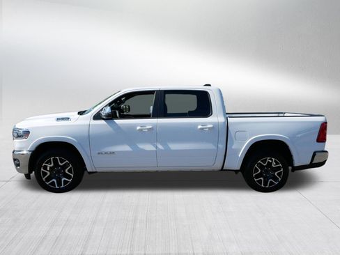 Used 2025 RAM 1500 Laramie AWD/4WD image 4