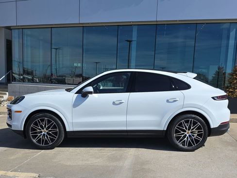 New 2026 Porsche Cayenne Coupe AWD/4WD image 2