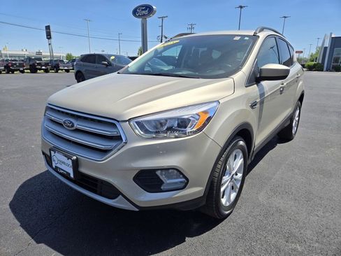 Used 2018 Ford Escape SEL FWD image 4