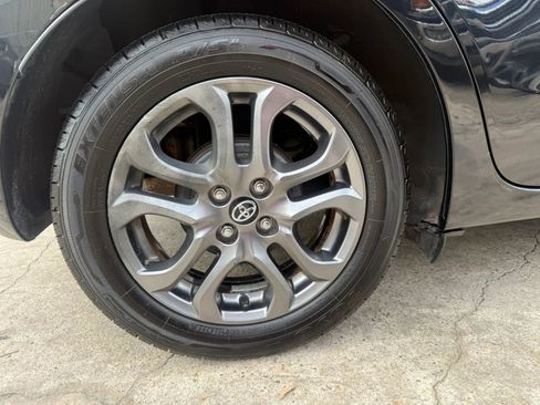 Used 2020 Toyota Yaris LE FWD image 23