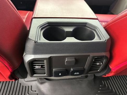 Used 2022 Ford F250 XLT w/ Black Appearance Package image 13