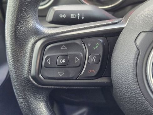 Used 2021 Jeep Gladiator Sport image 25