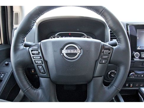 Certified 2024 Nissan Frontier SV w/ SV Convenience Package image 11