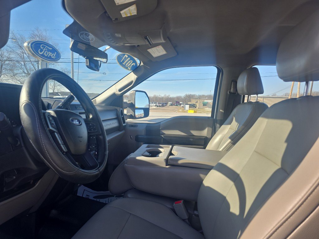 Used 2017 Ford F250 XL w/ Power Equipment Group AWD/4WD image 17