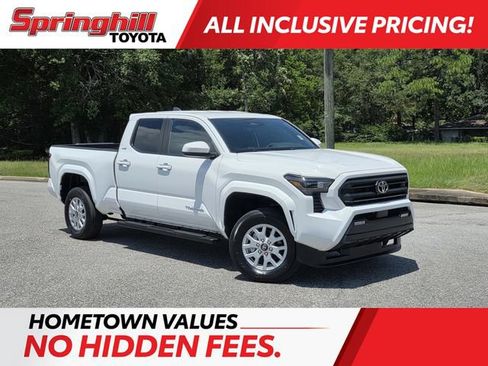 Used 2025 Toyota Tacoma SR5 RWD image 1