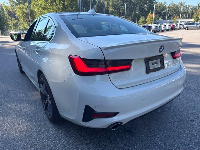Used 2021 BMW 330i Sedan w/ Premium Package RWD image 7