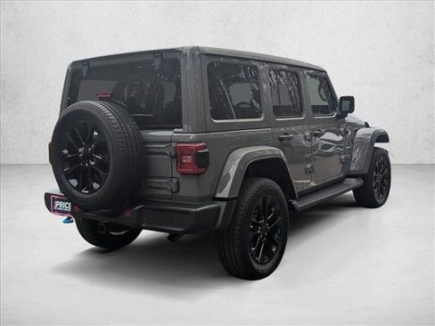 Used 2023 Jeep Wrangler Sahara image 5