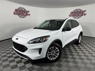 Used 2022 Ford Escape SE w/ Cold Weather Package AWD/4WD video 1