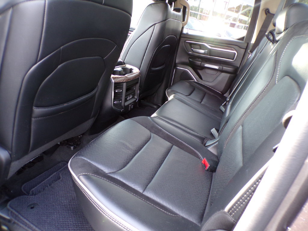 Used 2020 RAM 1500 Laramie AWD/4WD image 15