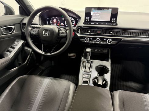 Used 2025 Honda Civic Sport image 37