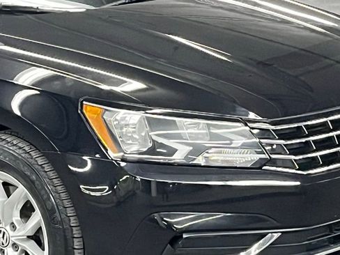 Used 2017 Volkswagen Passat 1.8T S image 33