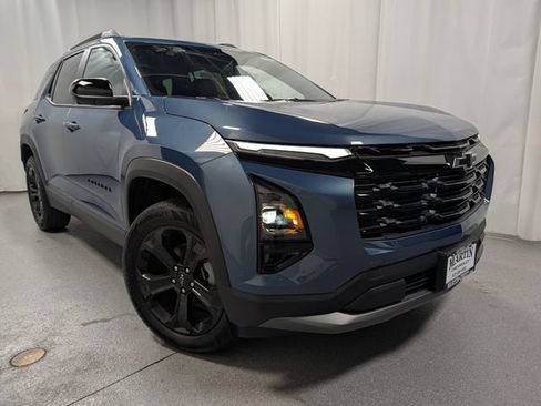 New 2027 Chevrolet Equinox LT w/ Convenience Package II AWD/4WD image 2