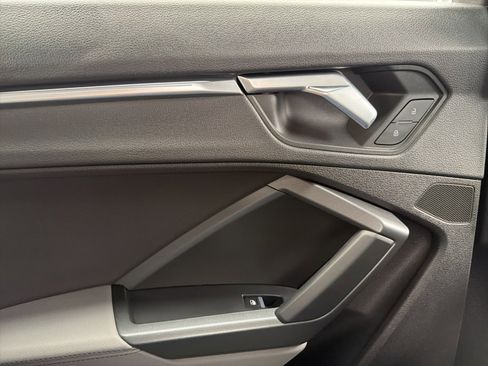 Used 2021 Audi Q3 2.0T Premium Plus w/ Premium Plus Package image 43