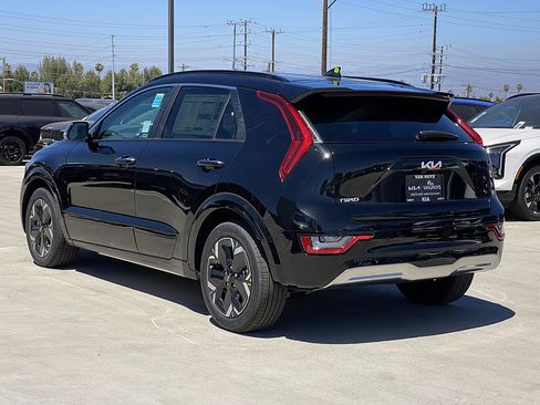 New 2026 Kia Niro Wave FWD image 6