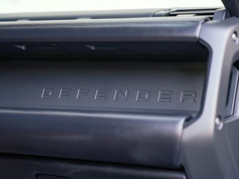 Used 2021 Land Rover Defender 110 X AWD/4WD image 41
