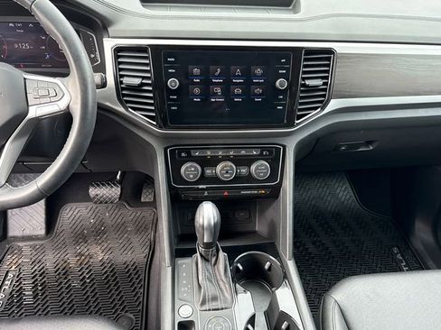 Used 2023 Volkswagen Atlas SE image 21