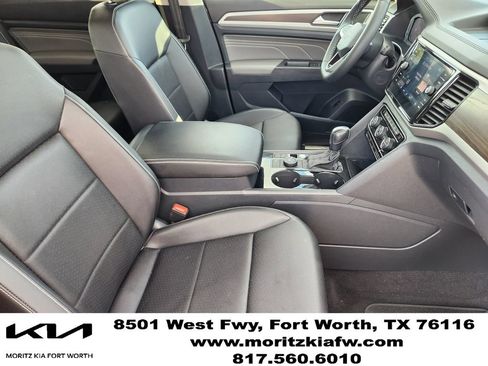 Used 2023 Volkswagen Atlas SE w/ Panoramic Sunroof Package AWD/4WD image 13