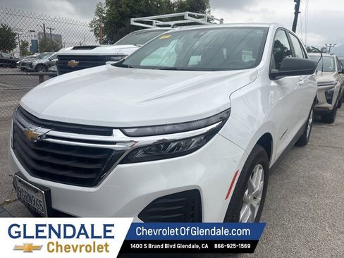 Used 2023 Chevrolet Equinox LS image 8