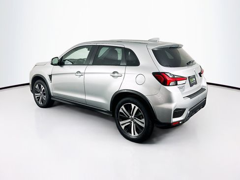 Used 2025 Mitsubishi Outlander Sport SE image 5