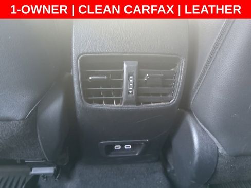 Used 2023 Toyota Corolla Cross XLE w/ Convenience Package FWD image 17