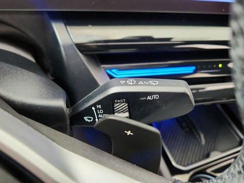 Used 2026 BMW 530i xDrive image 43