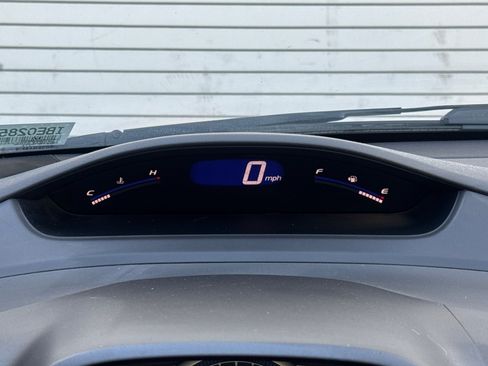 Used 2011 Honda Civic DX-VP image 20