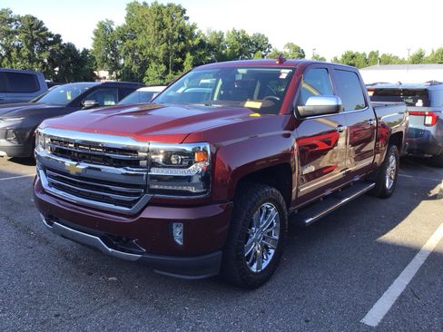 Used 2017 Chevrolet Silverado 1500 High Country AWD/4WD image 2