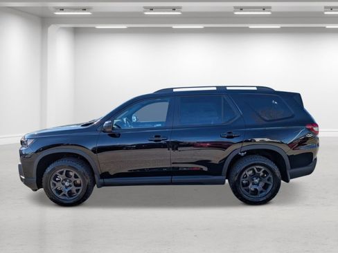 New 2026 Honda Pilot TrailSport image 6
