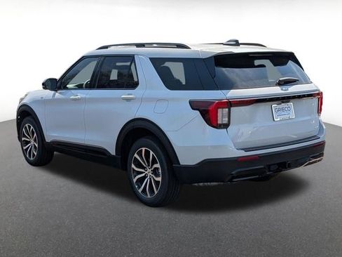 New 2026 Ford Explorer ST-Line AWD/4WD image 5