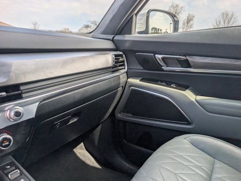 Used 2024 Kia Telluride SX Prestige X-Pro image 31
