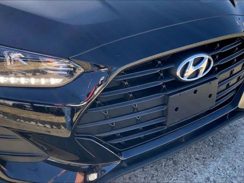 Used 2021 Hyundai Veloster 2.0 Premium image 28