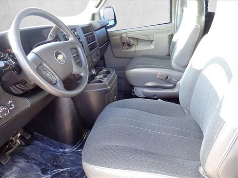 Used 2019 Chevrolet Express 2500 w/ Driver Convenience Package RWD image 12