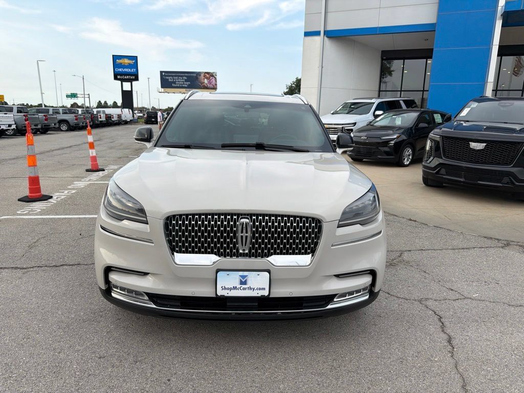 Used 2021 Lincoln Aviator Reserve w/ Elements Package Plus AWD/4WD image 8